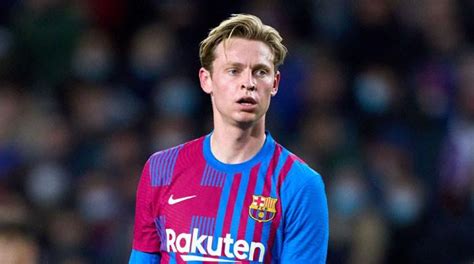 What is Barcelona's bold plan to ‘offload’ Frenkie De .